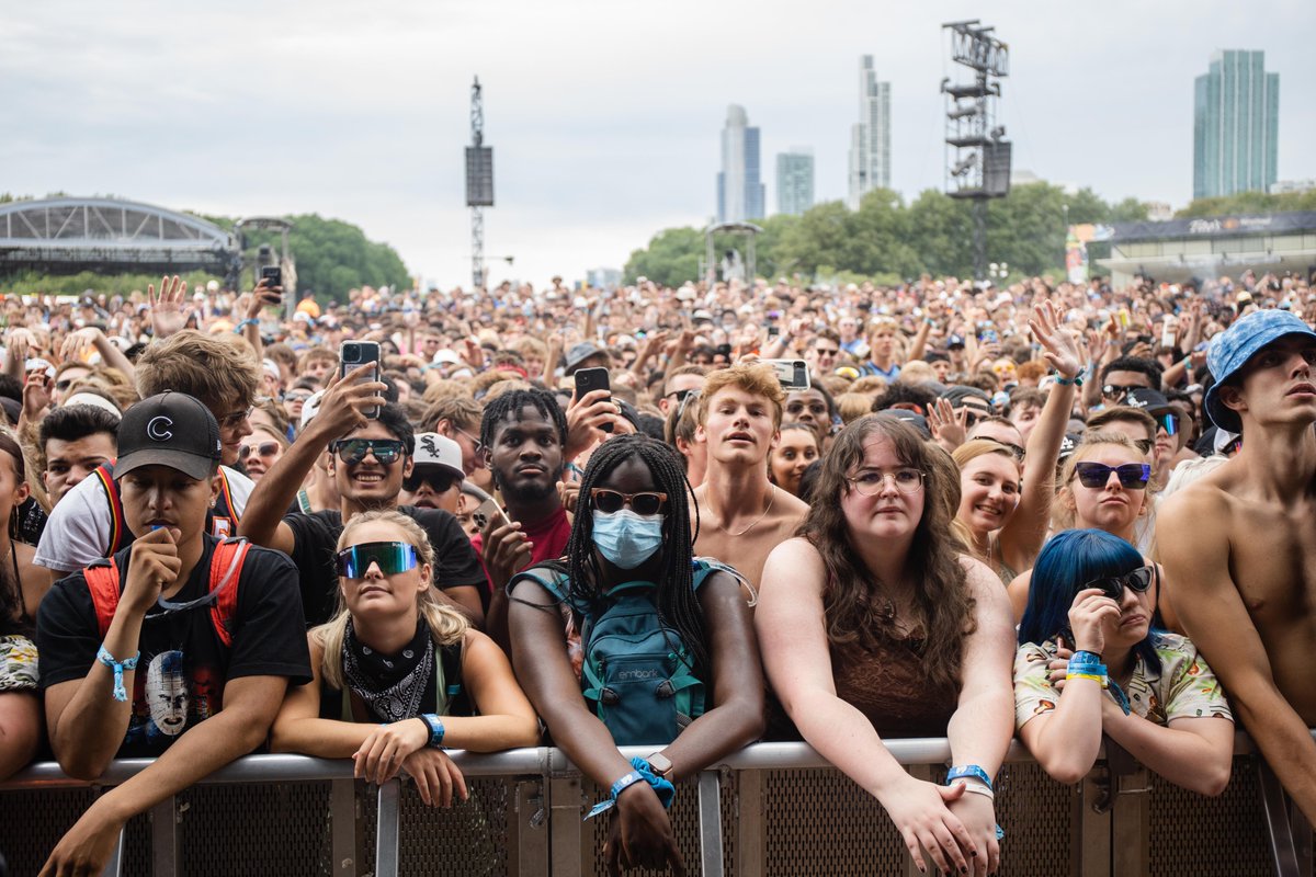 A volta dos shows - Lollapalooza Chicago 2021 Mask