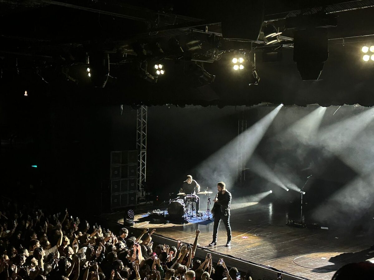 Cigarettes After Sex Traz O Minimalismo Para O Palco Da Audio Em Show Intimista E Nostálgico