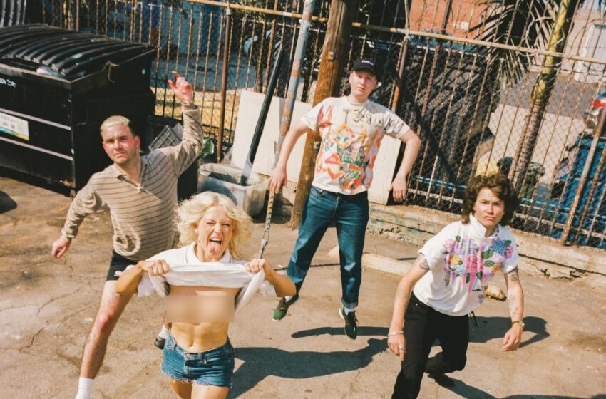  Amyl & The Sniffers anuncia show solo no Cine Joia