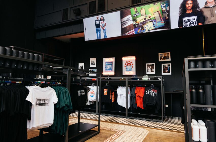 Oasis Live 2025: loja oficial da banda desembarca no Brasil