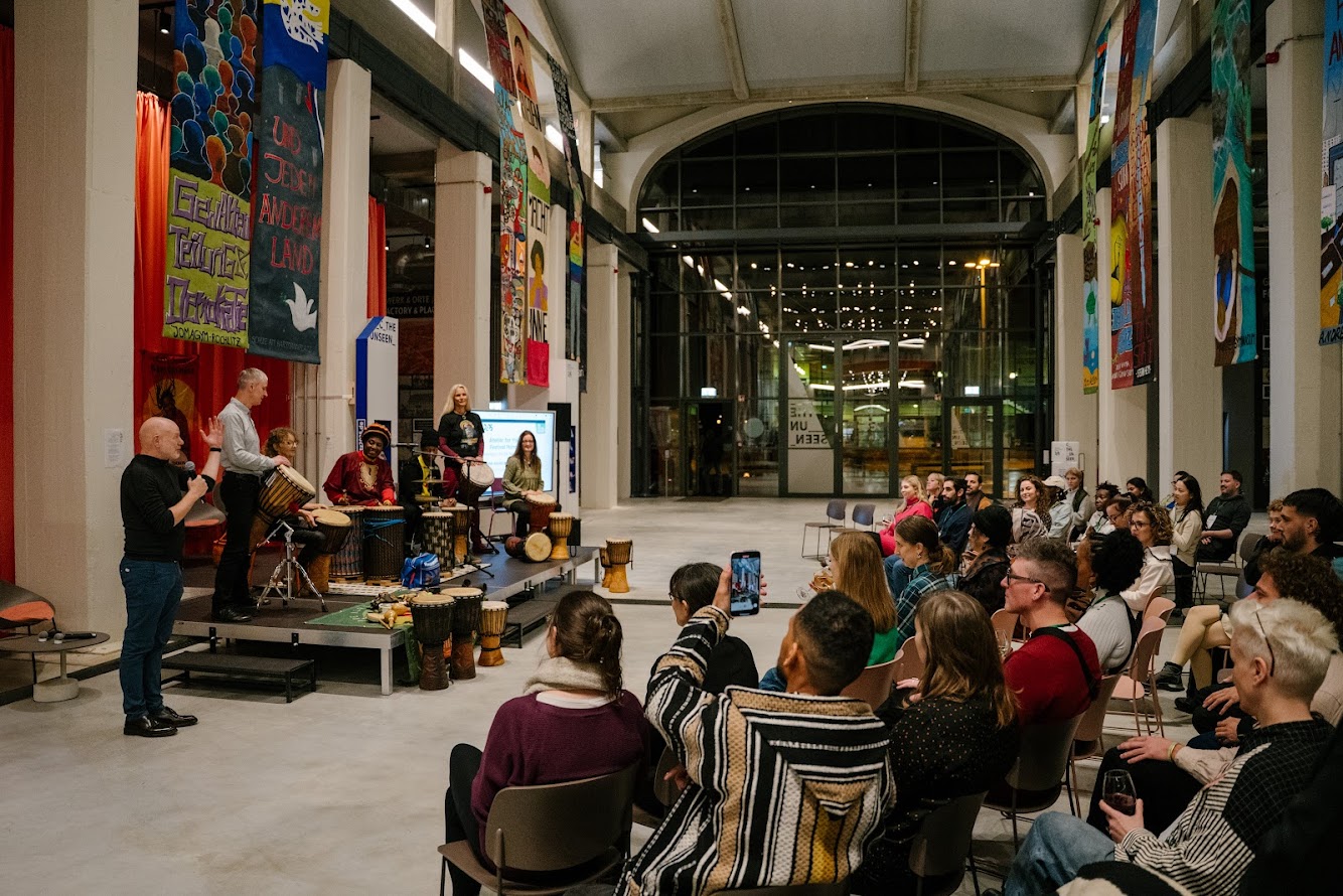 Fazer cena, não vitrine