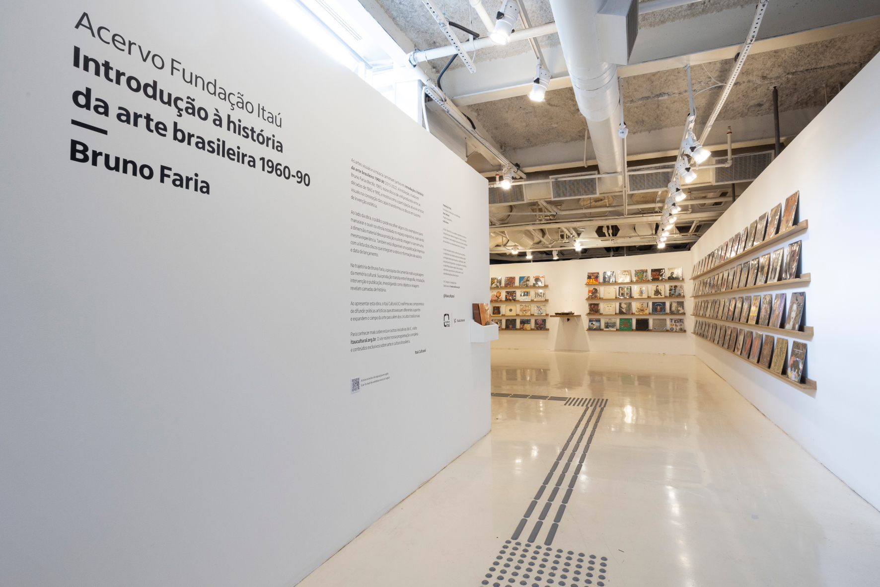 IntroduçãoHistóriaArteBrFotoLucasNaveGrupophoto - Capas de Disco