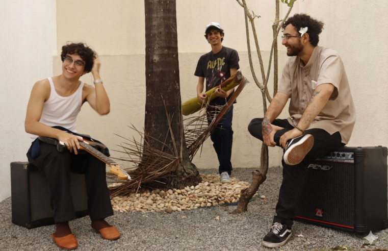 Curva do 90: “Não Feche o Cruzamento” leva o rock experimental à expansão contínua