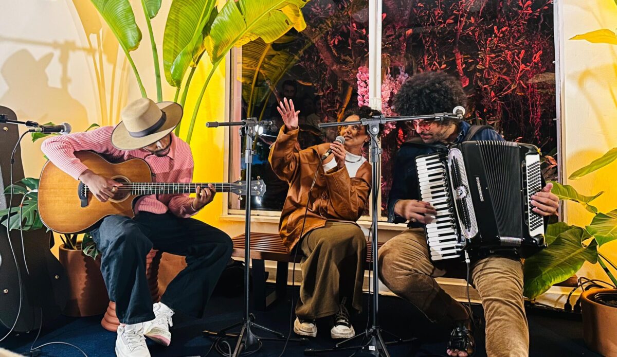 Petra ZUCA e Spotify lançam edital para artistas independentes da música brasileira